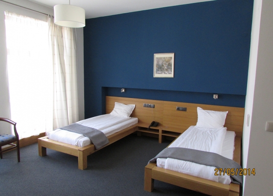 HOTEL UNIVERSAL, DUPNITSA - image