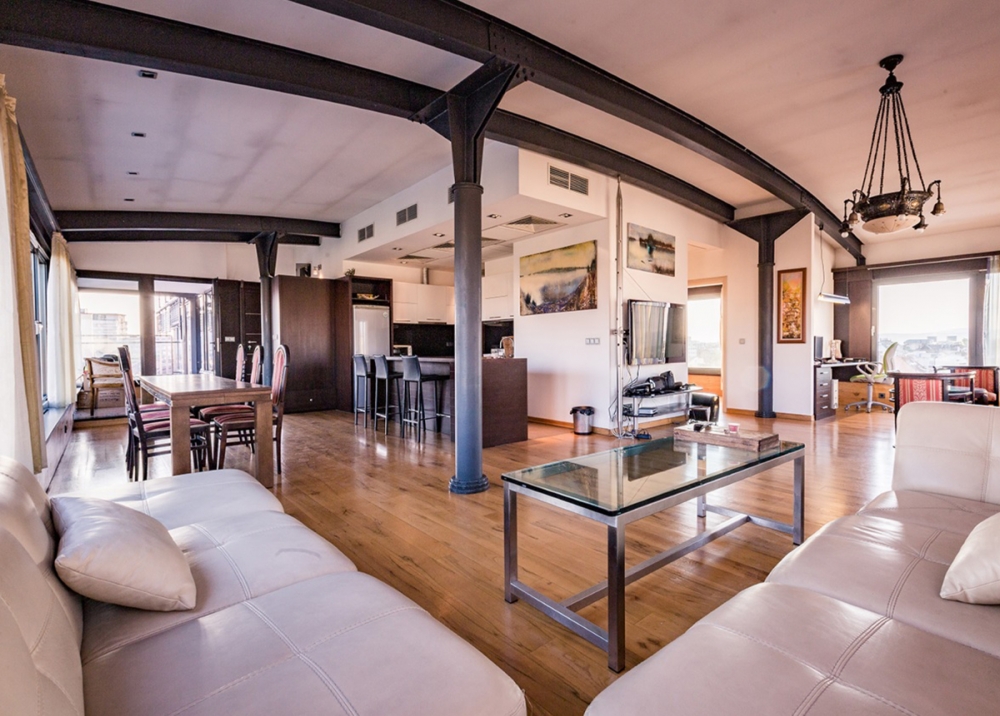 Platinum Business Centre - VIEW OF THE PENTHOUSE